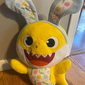 Yellow Baby Shark Plush Bunny Nickelodeon Pinkfong 18” Stuffed Toy Easter EUC!!!